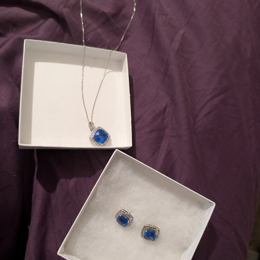 Elegant Blue and Silver Jewelry Set